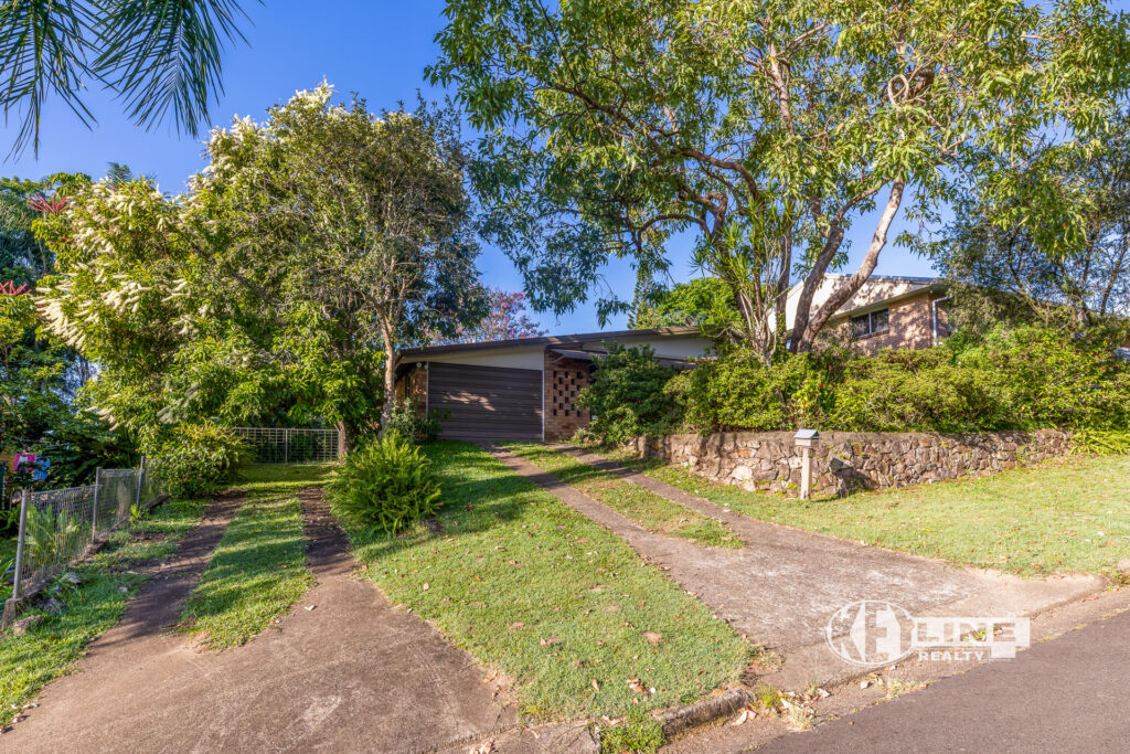 15 Bonney Street, Nambour, QLD 4560