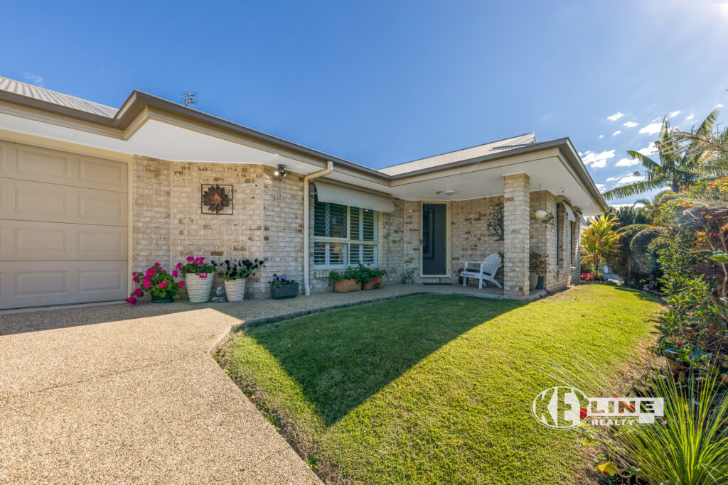 27 Robertson Drive, Burnside, QLD 4560