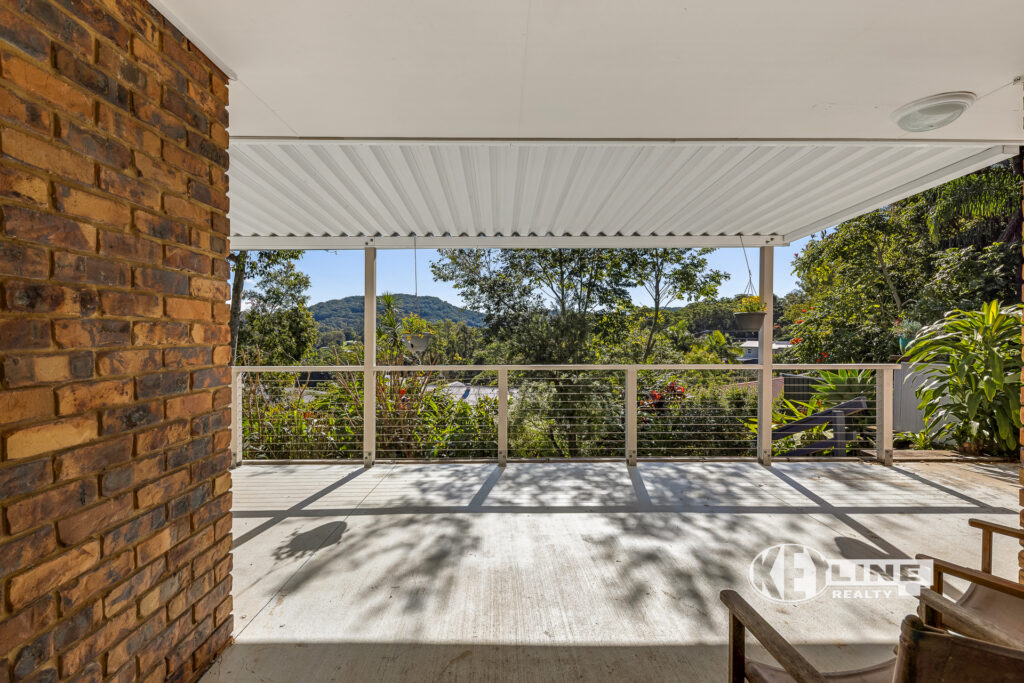 1/5 Glenbrook Drive, Nambour, QLD 4560